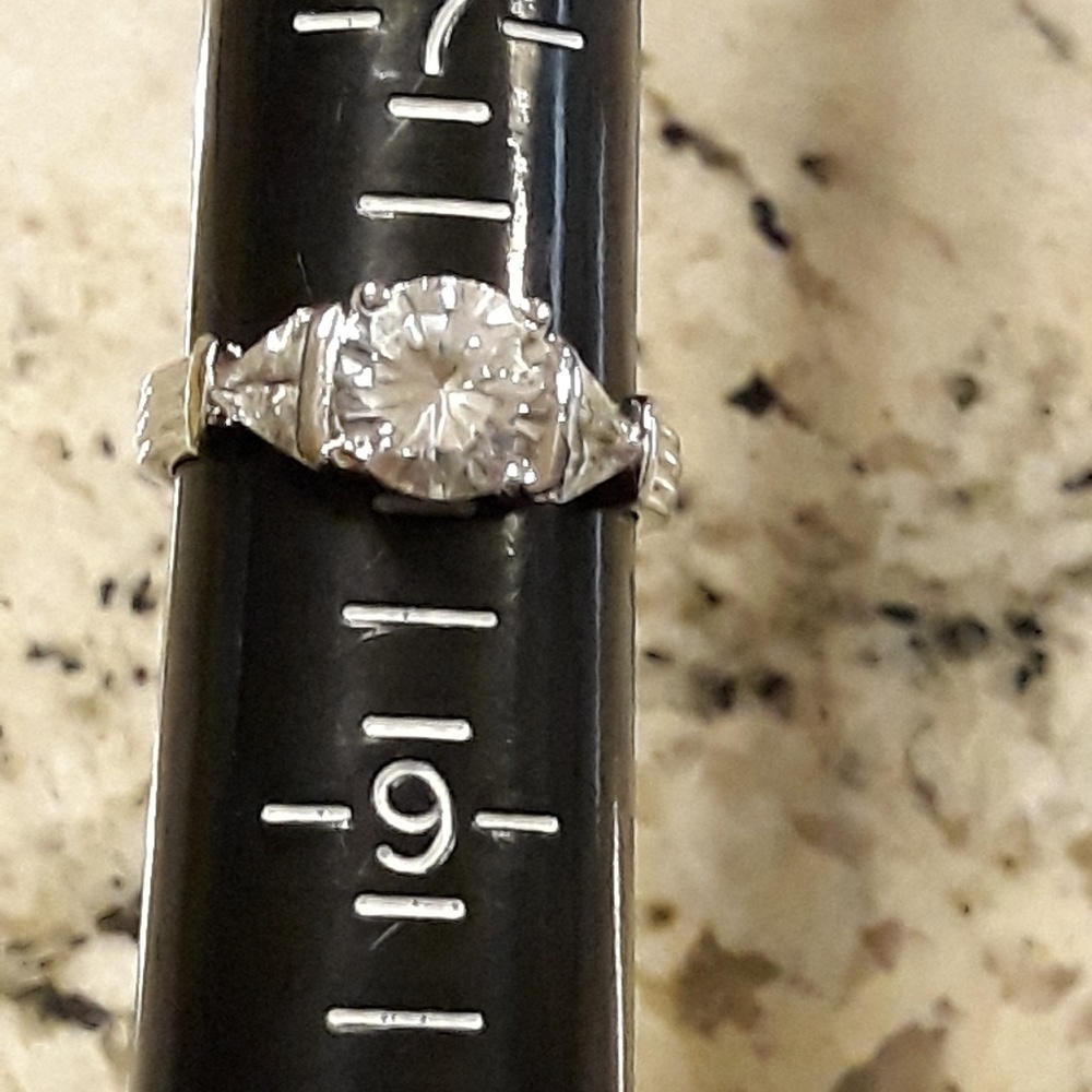 Crystal and sterling silver ring size 8